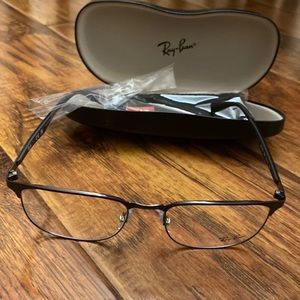 New Ray-Ban matte black on black demo lens glasses